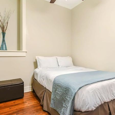 E Bay St Loft By City Market And River Street Savannah Exterior photo